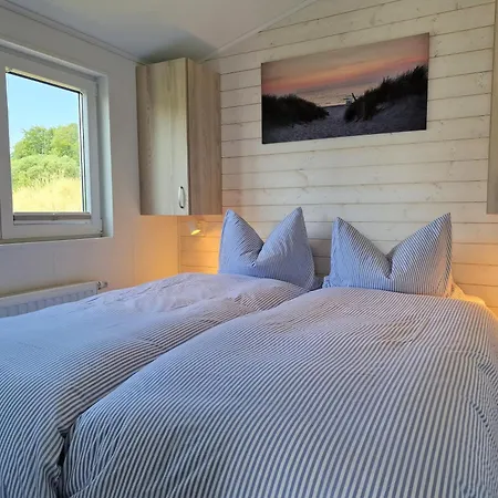 Holiday home Ostseeferienpark Walkyrien - Kapitaen 36